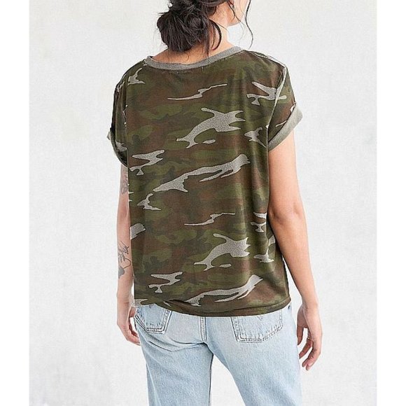 Urban Outfitters Marnie Camo T-Shirt Olive Green Gray Distressed Destroyed Top S - Picture 3 of 12